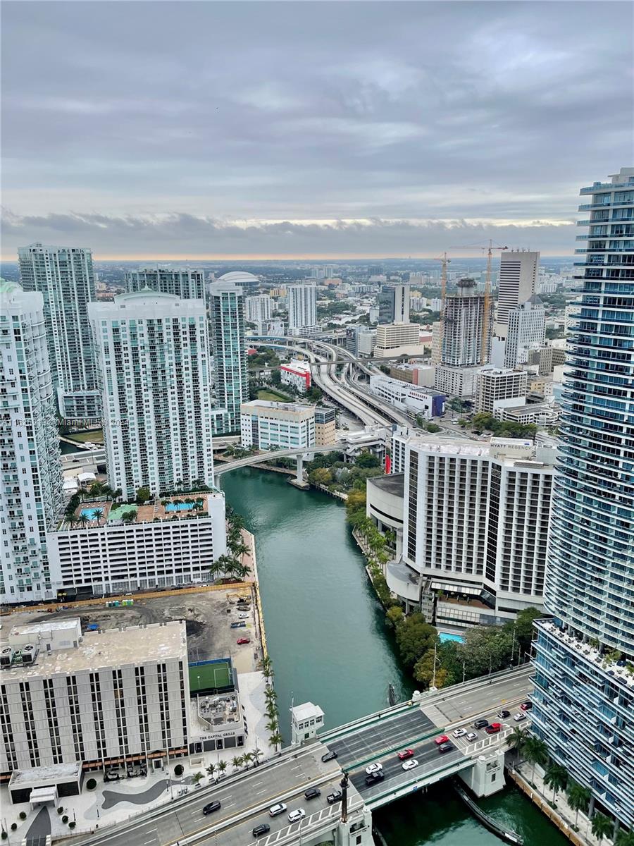 465 BRICKELL AVENUE # 4906
