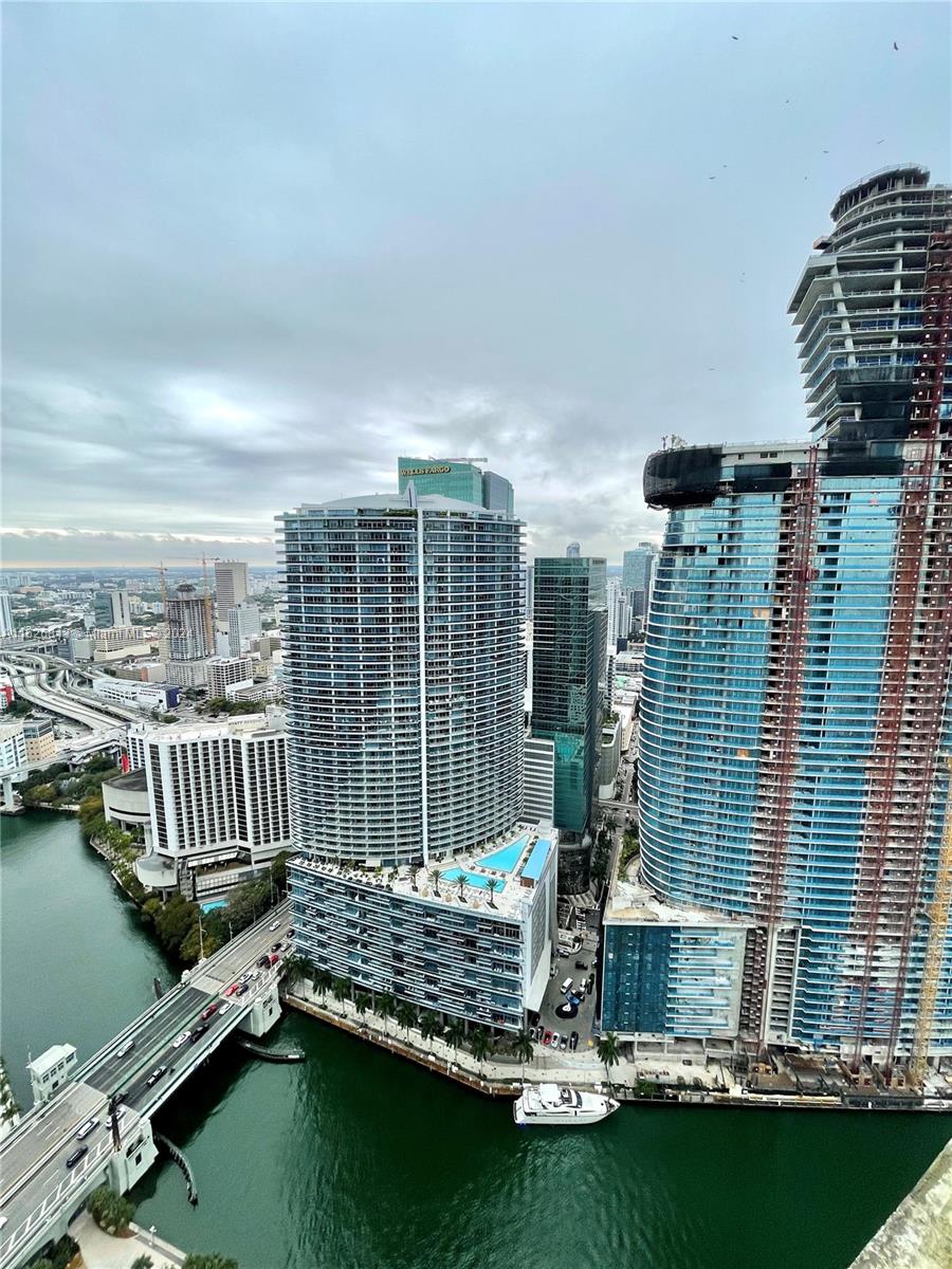 465 BRICKELL AVENUE # 4906