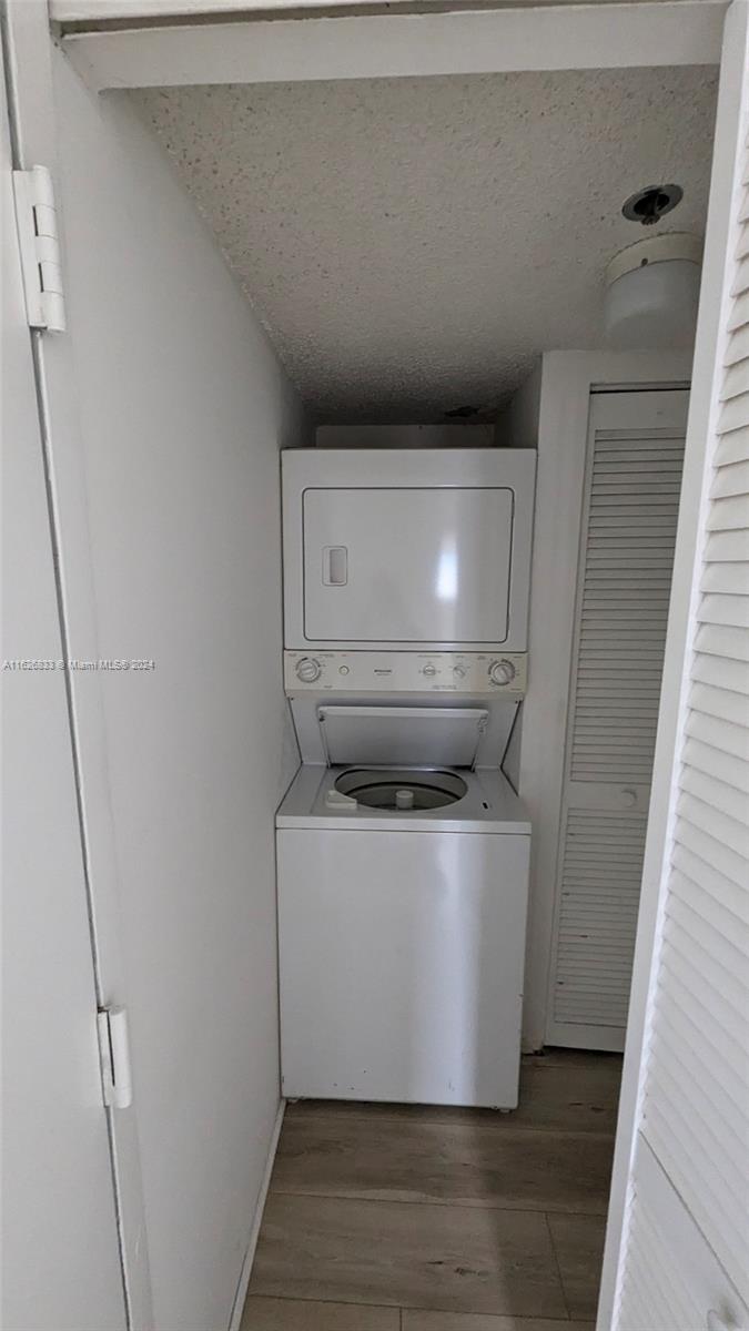 1700 NW N River Dr # 601