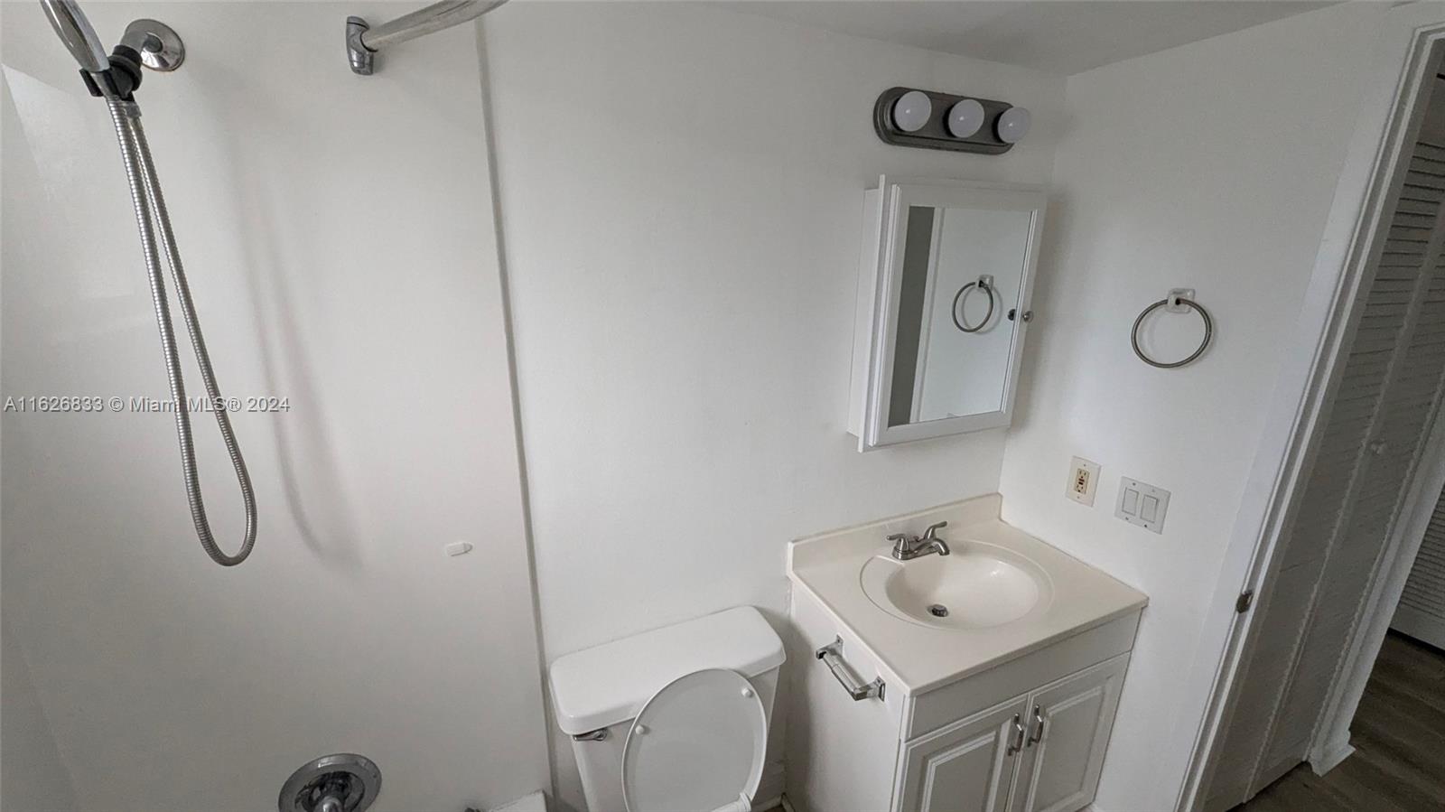 1700 NW N River Dr # 601