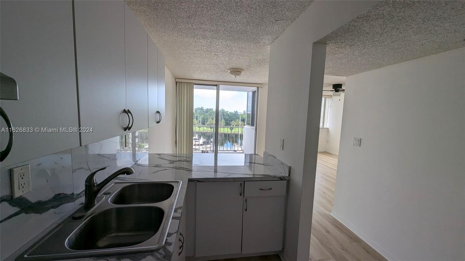 1700 NW N River Dr # 601