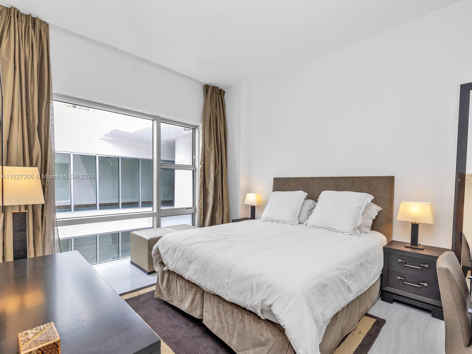 6799 Collins Ave # 501