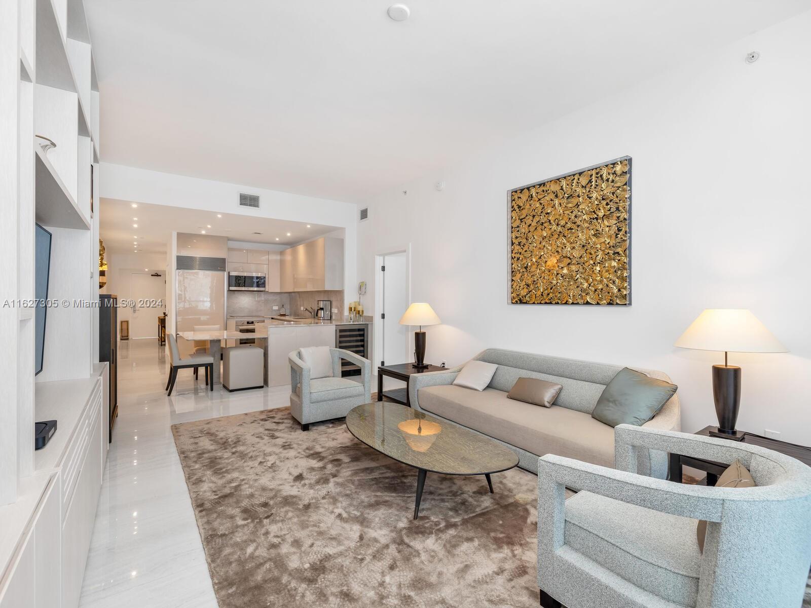 6799 Collins Ave # 501