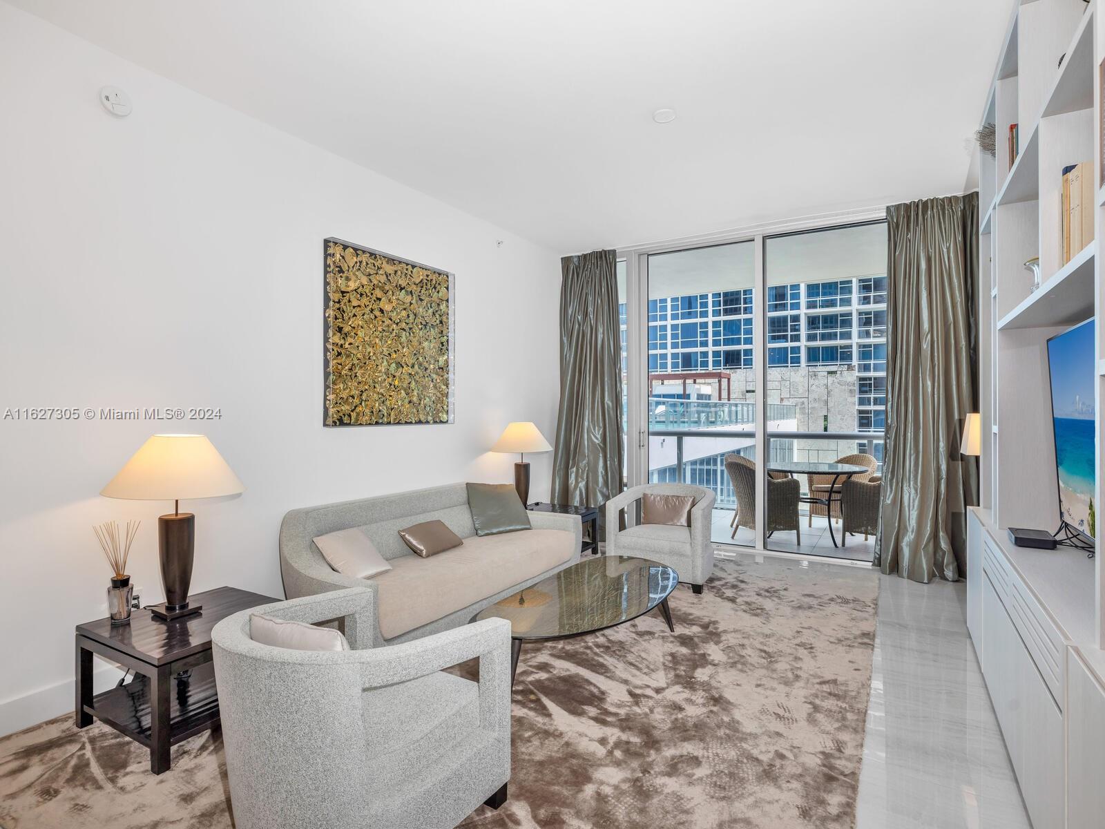 6799 Collins Ave # 501