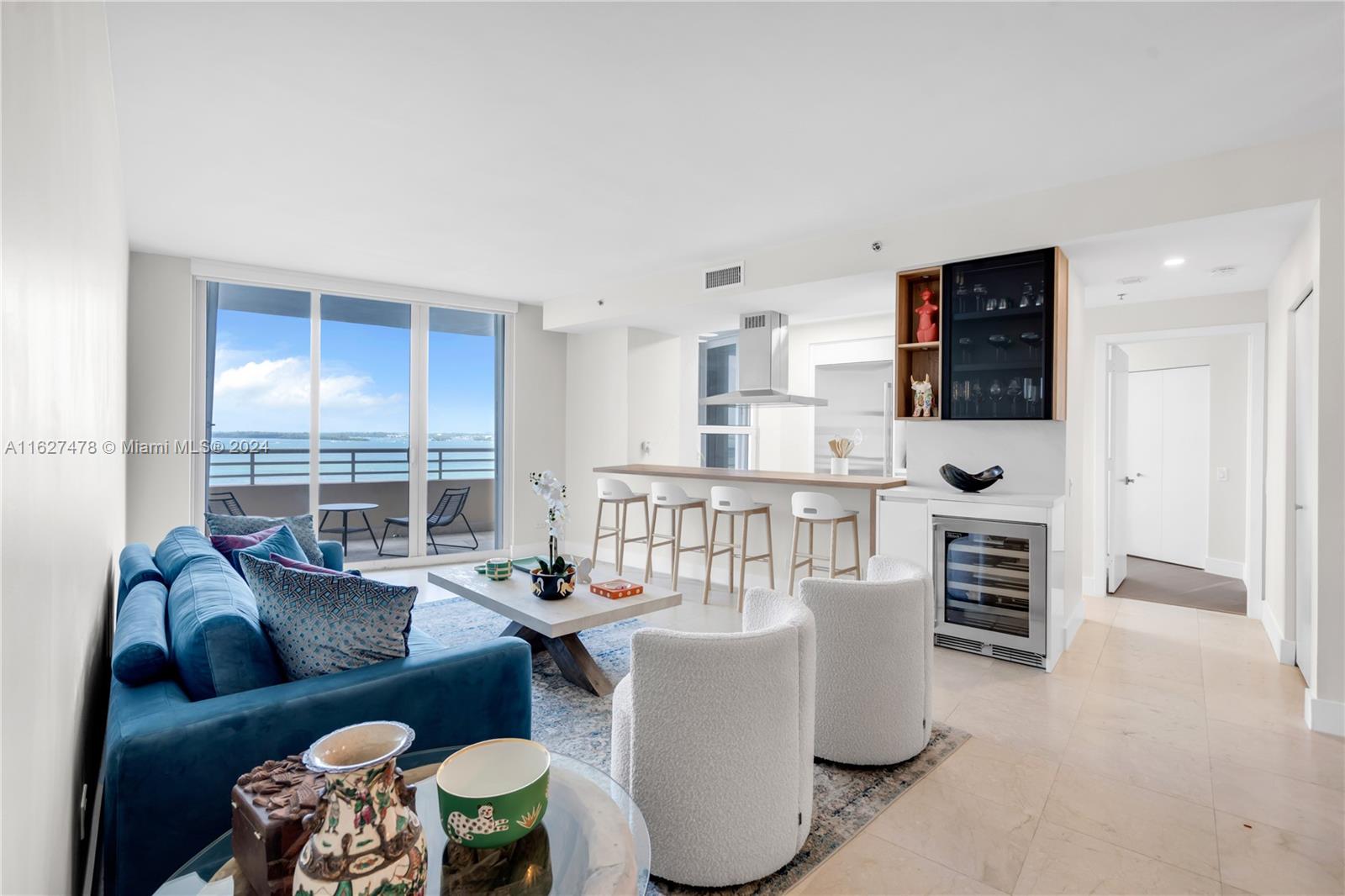 808 Brickell Key Dr # 1006