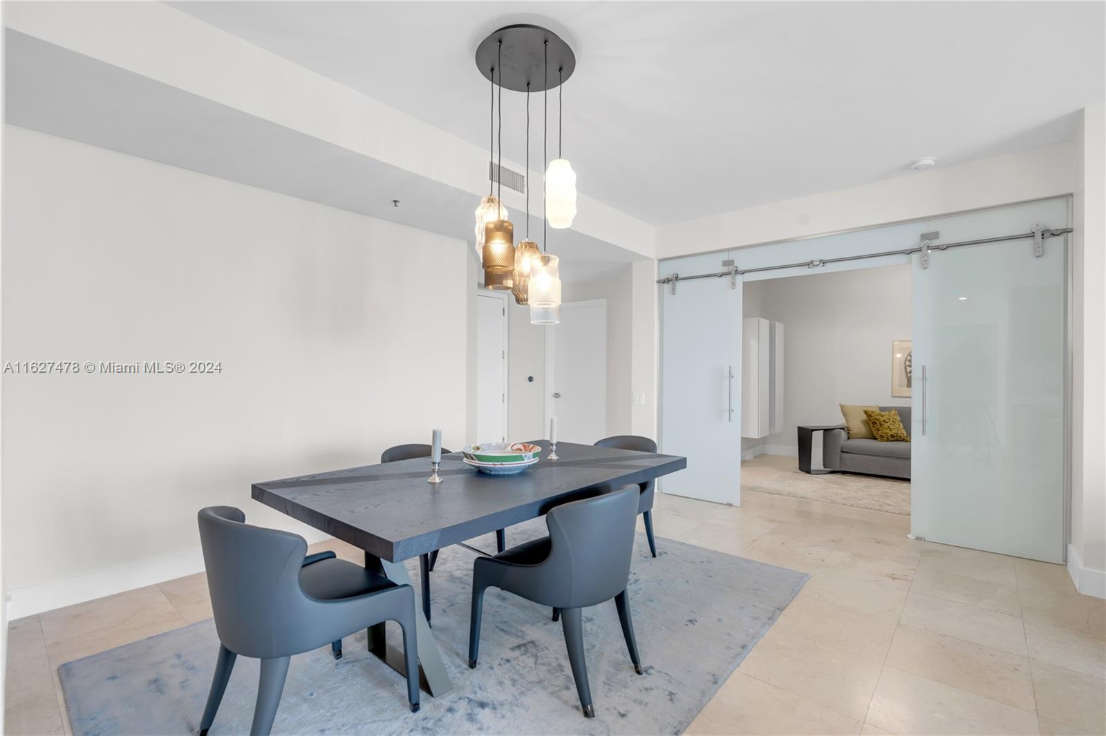 808 Brickell Key Dr # 1006