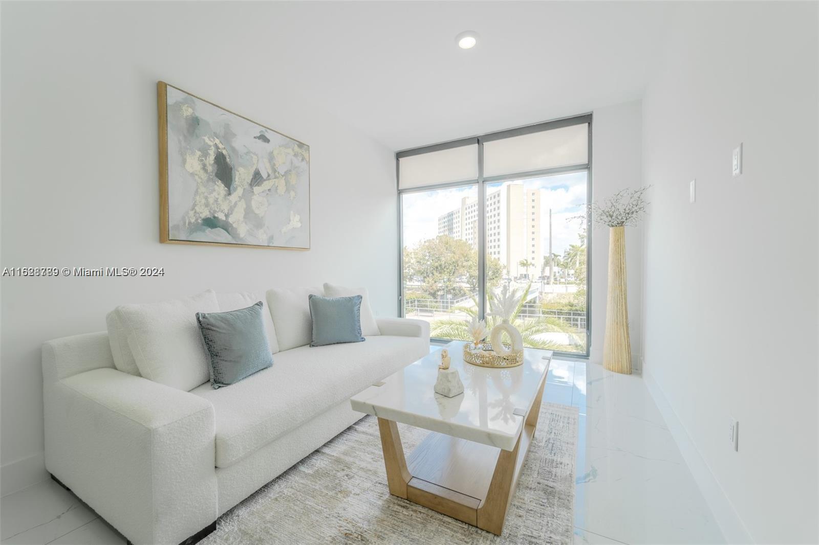 1 Curtiss Pkwy # 316