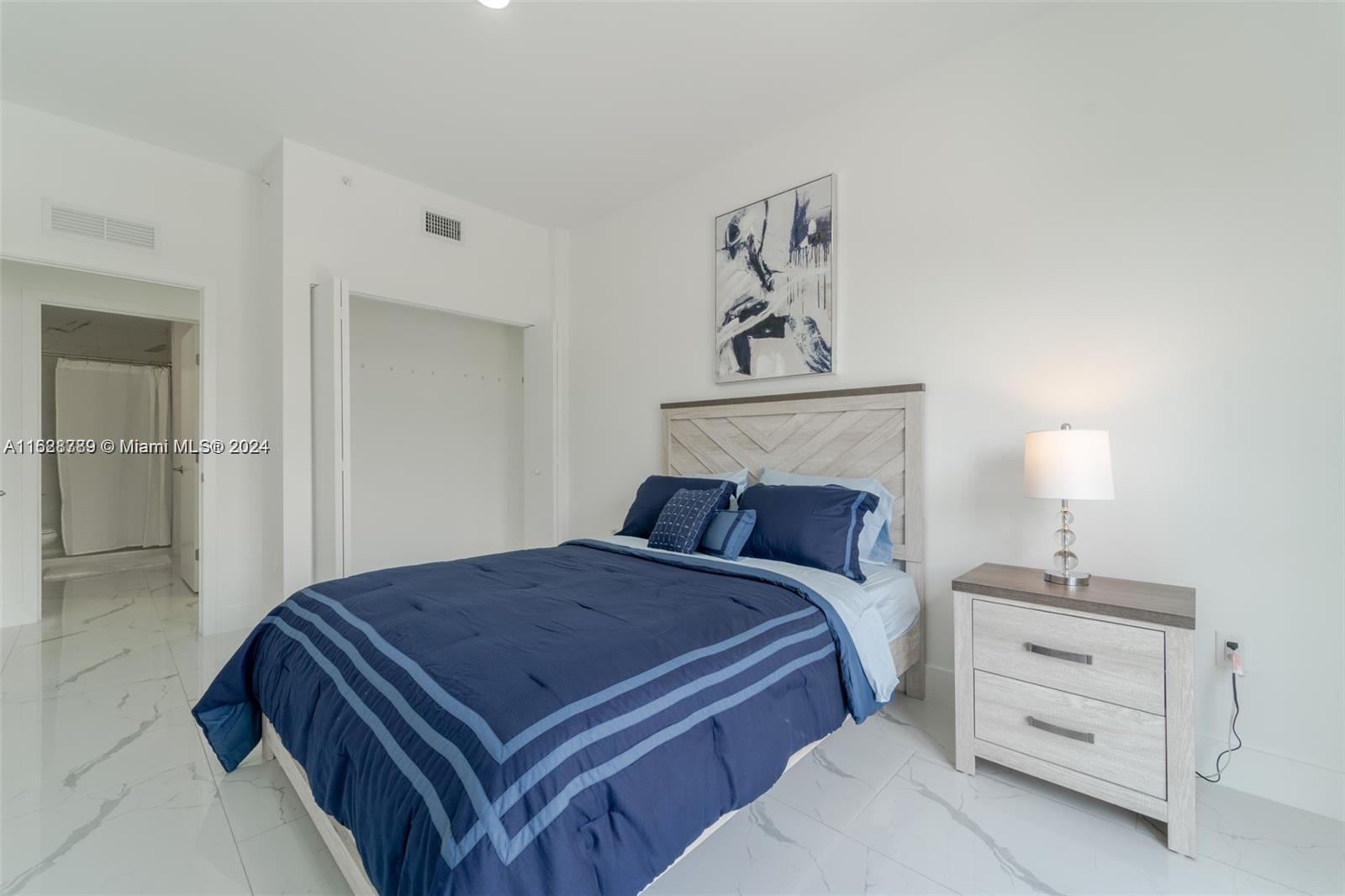 1 Curtiss Pkwy # 316
