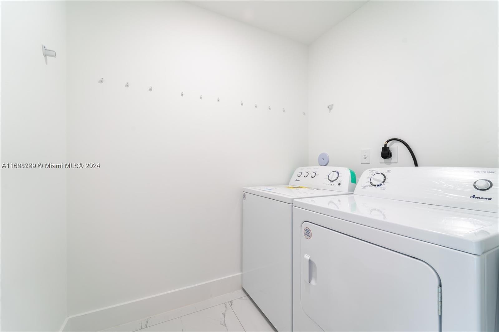 1 Curtiss Pkwy # 316