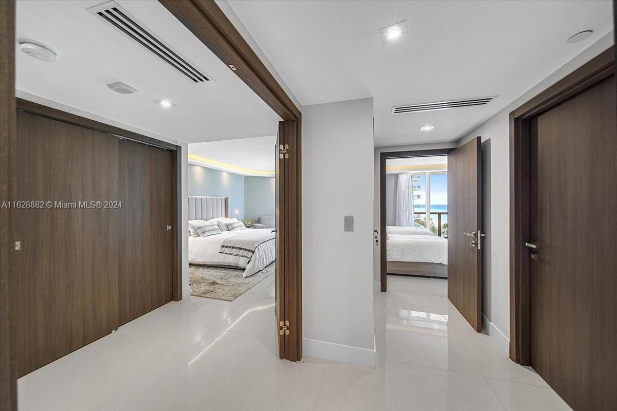 16425 Collins Ave # 1016