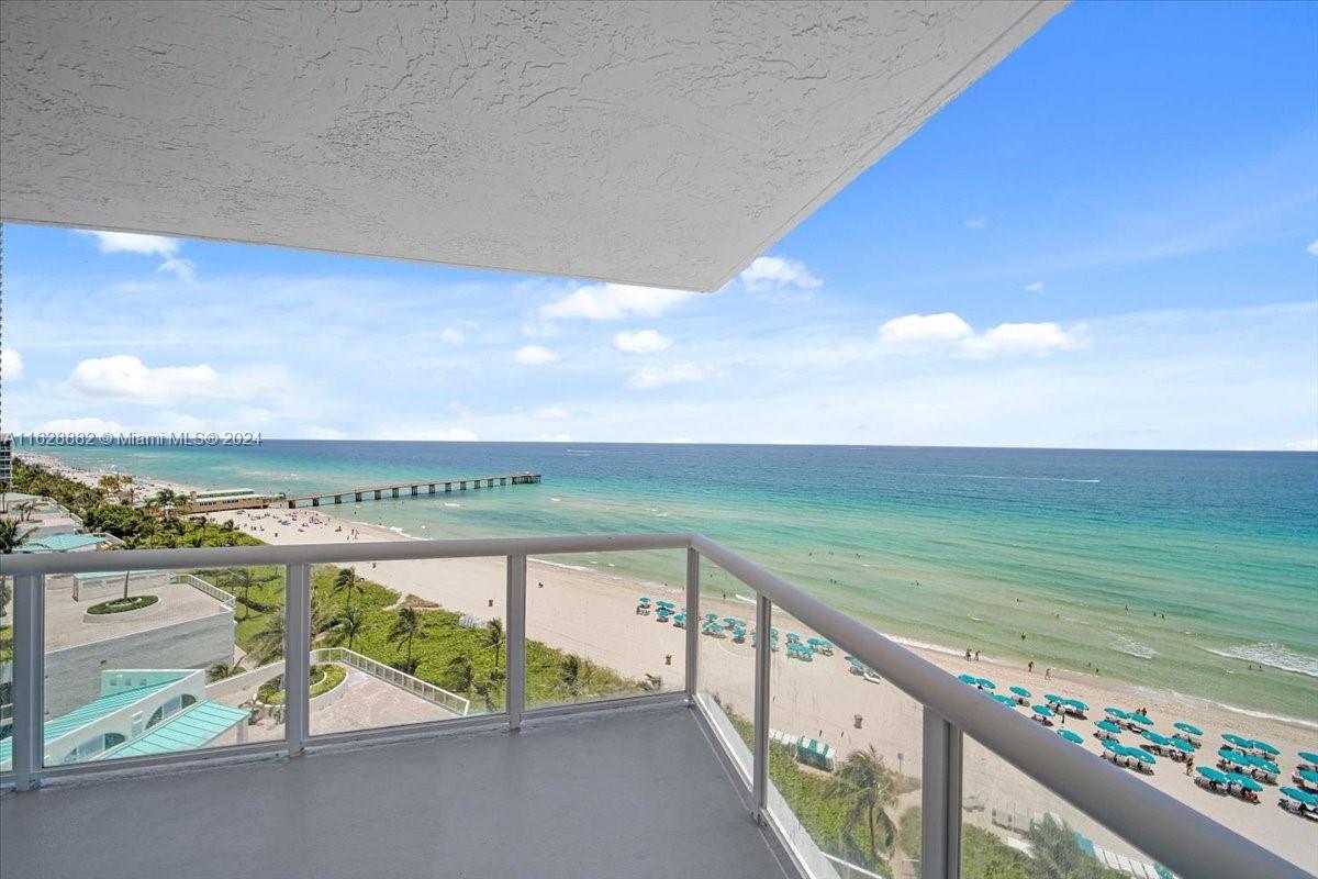 16425 Collins Ave # 1016
