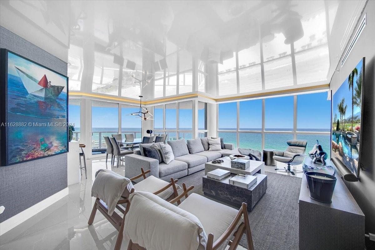 16425 Collins Ave # 1016