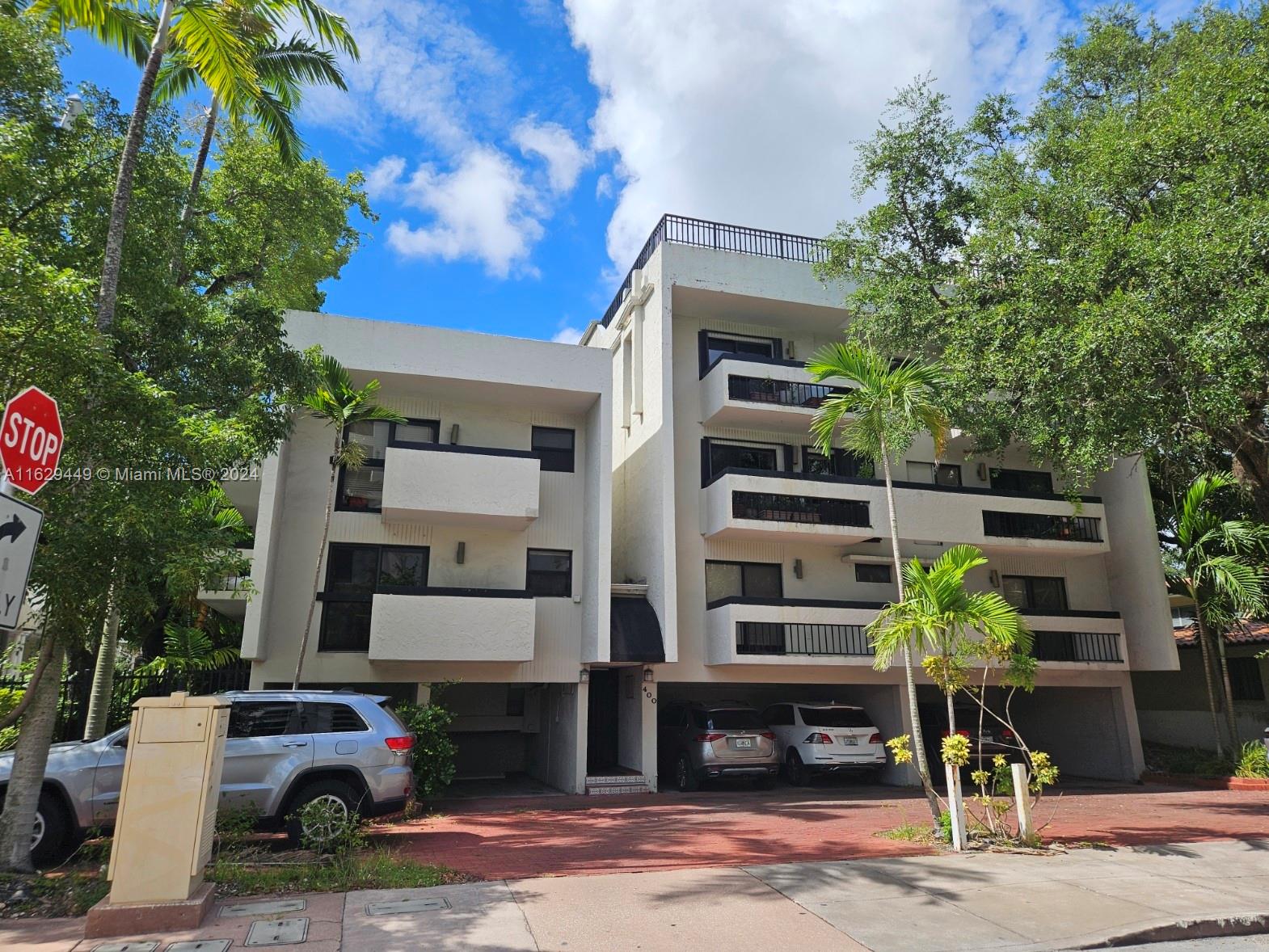 400 Valencia Ave # 2