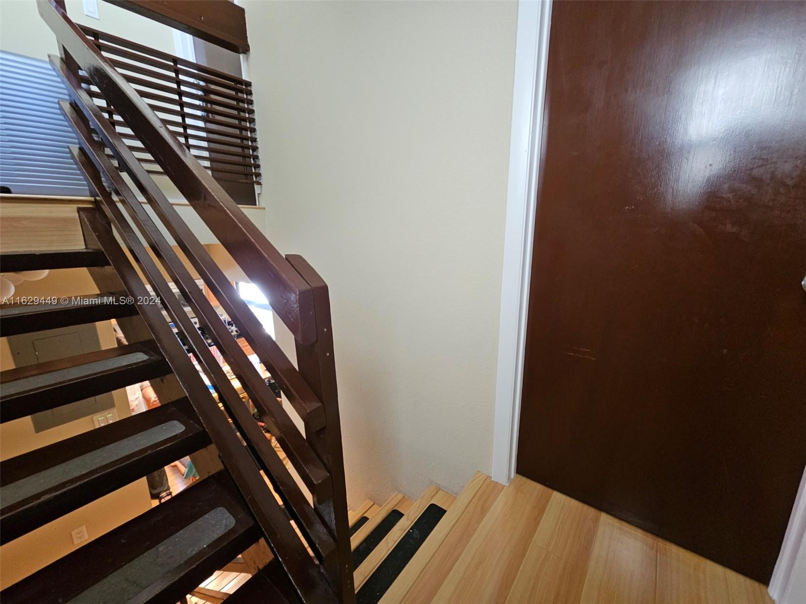 400 Valencia Ave # 2