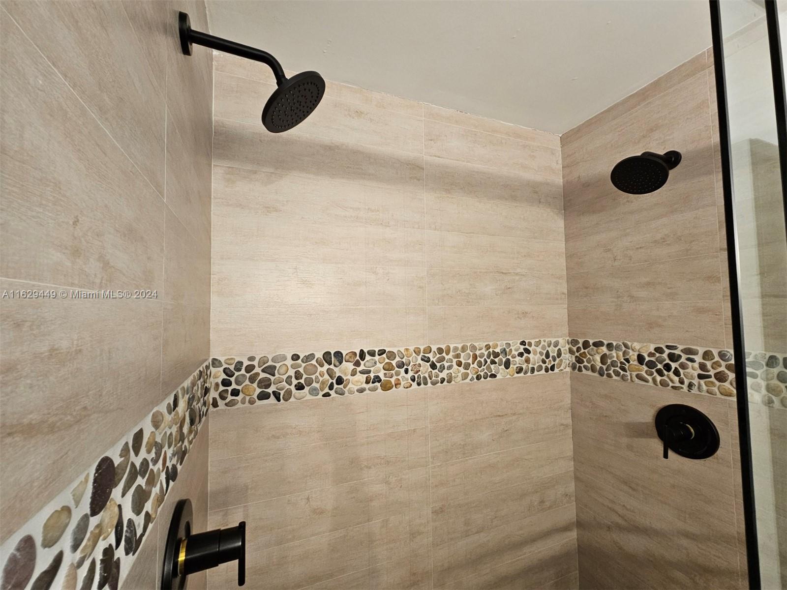 400 Valencia Ave # 2