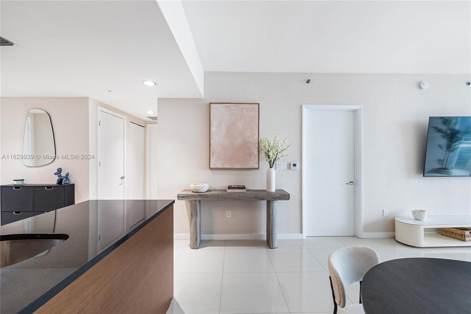 495 Brickell Ave # 4509