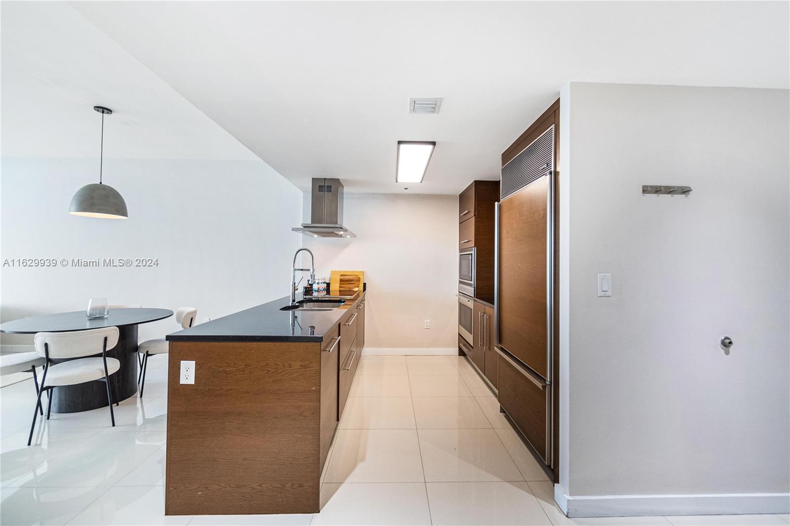 495 Brickell Ave # 4509