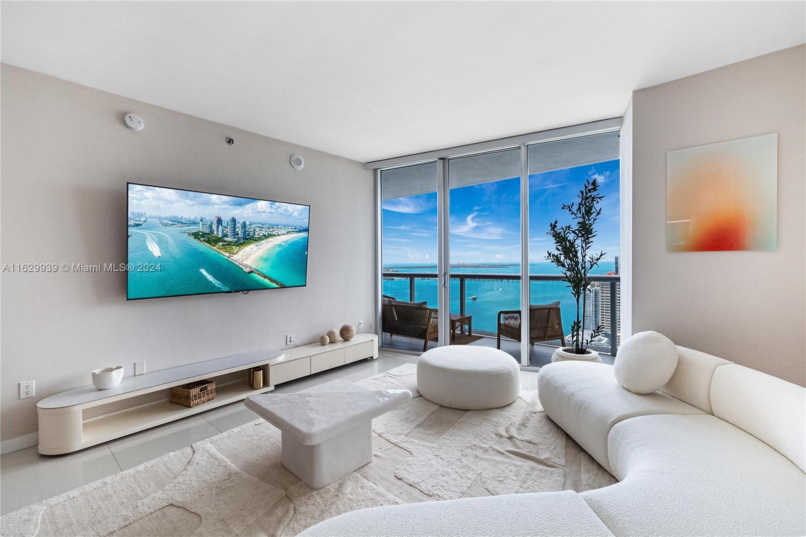 495 Brickell Ave # 4509