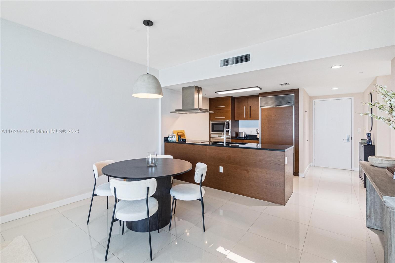 495 Brickell Ave # 4509