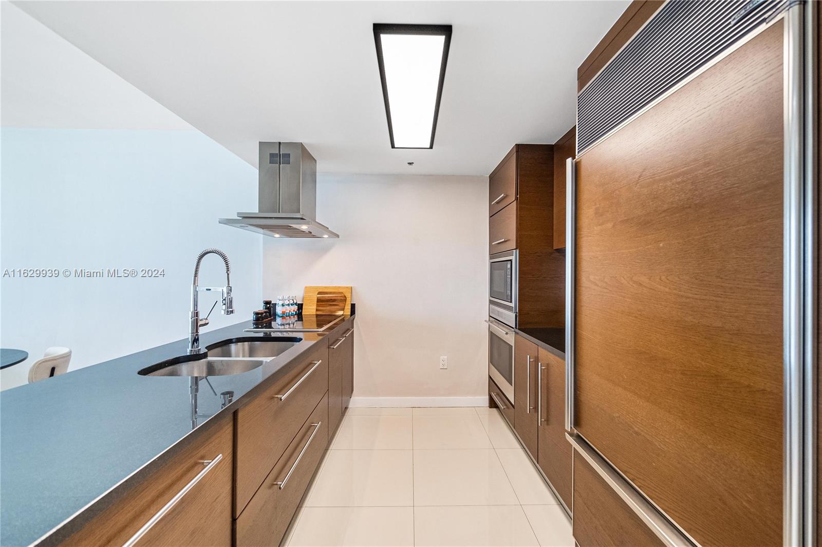 495 Brickell Ave # 4509