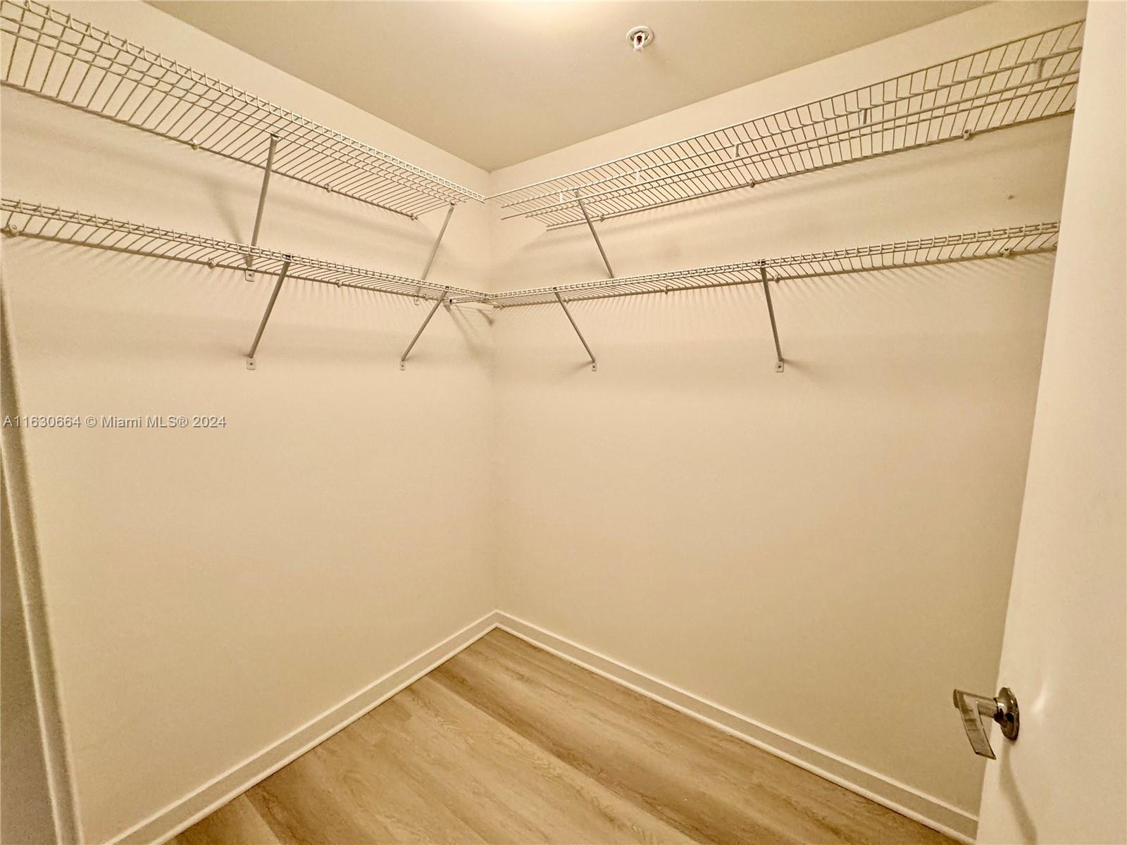 999 SW 1st Ave # 2801