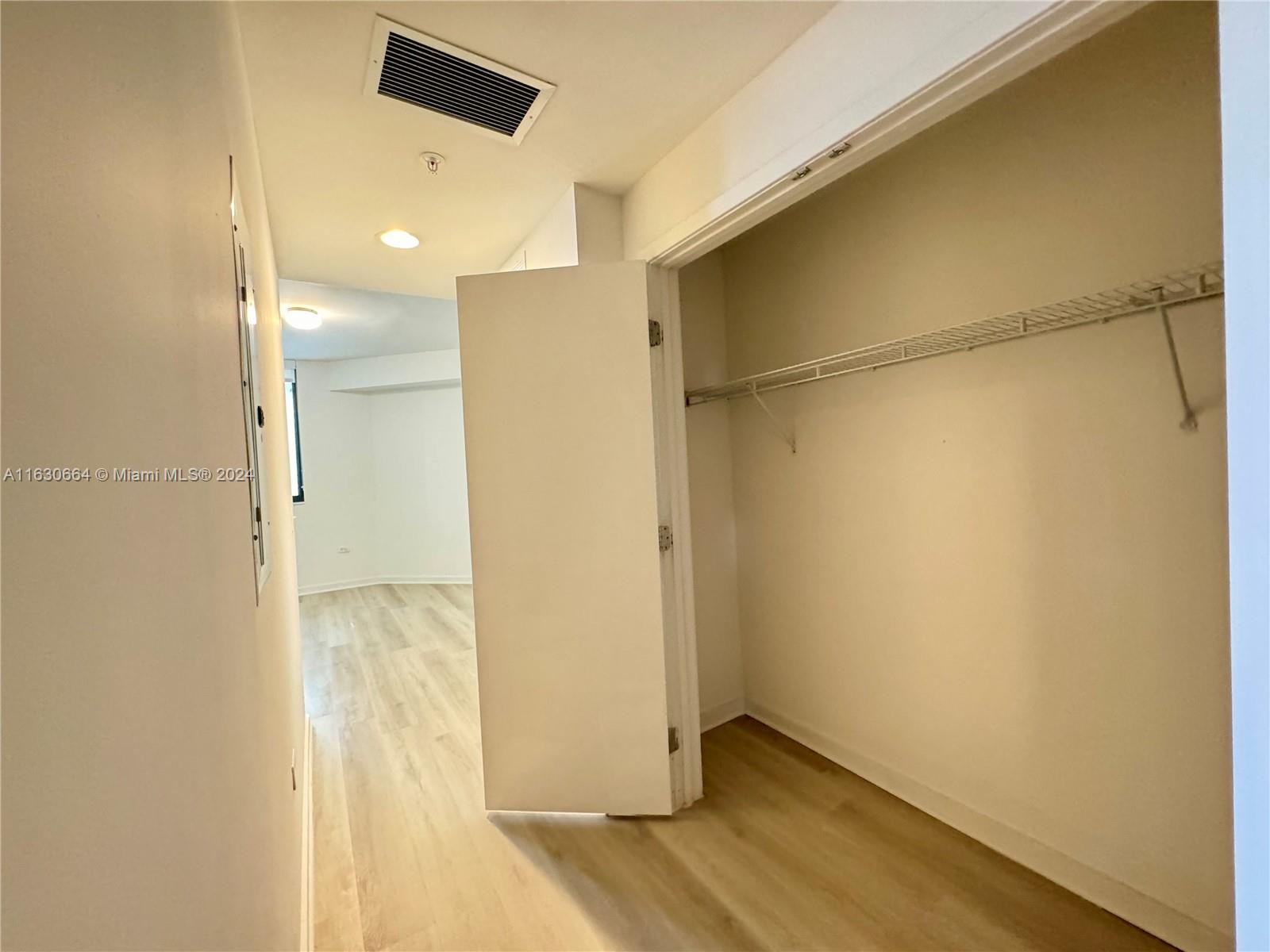 999 SW 1st Ave # 2801