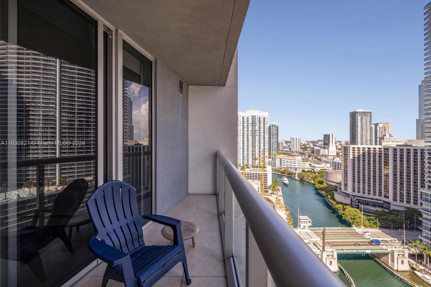 475 Brickell Ave # 2610