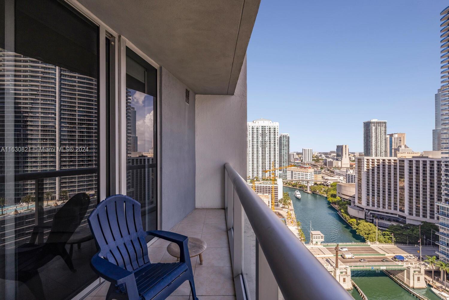 475 Brickell Ave # 2610