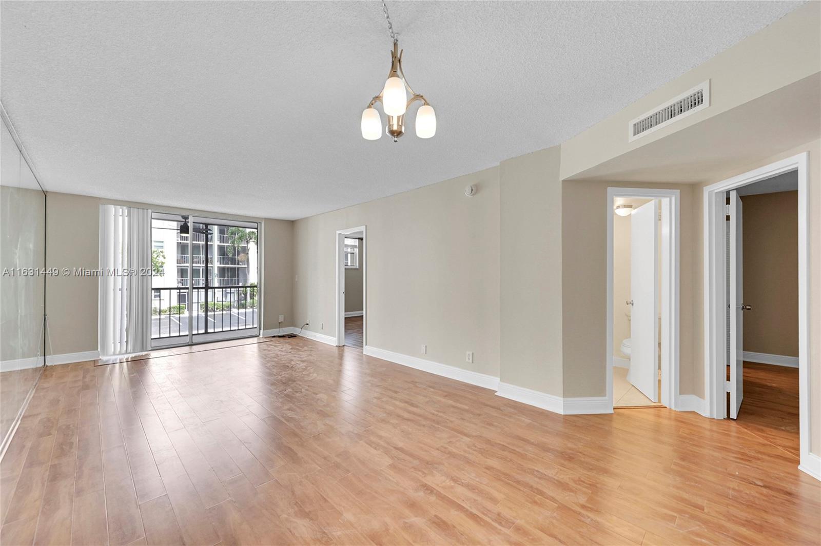 5300 NE 24th Ter # 231C