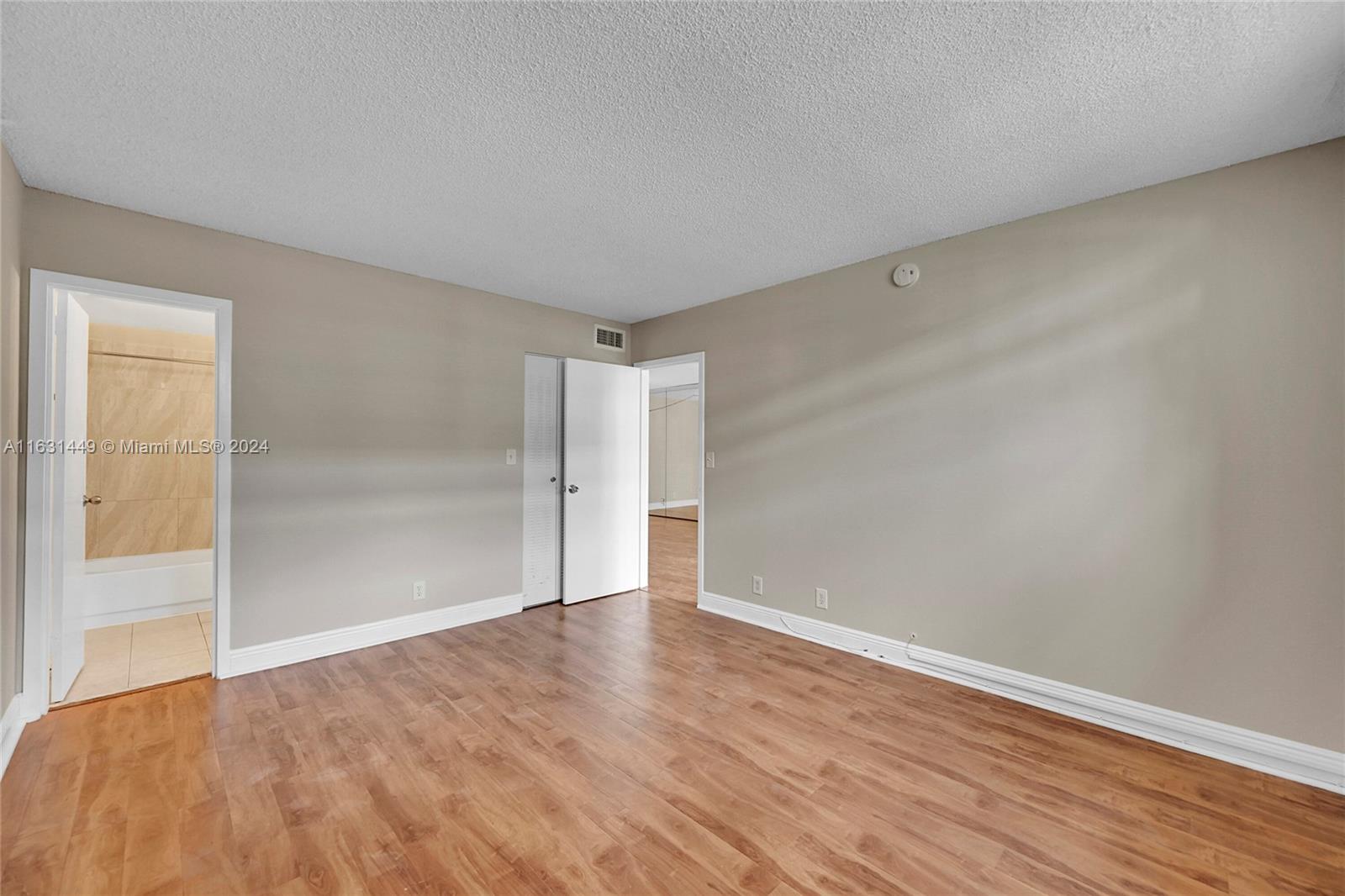 5300 NE 24th Ter # 231C