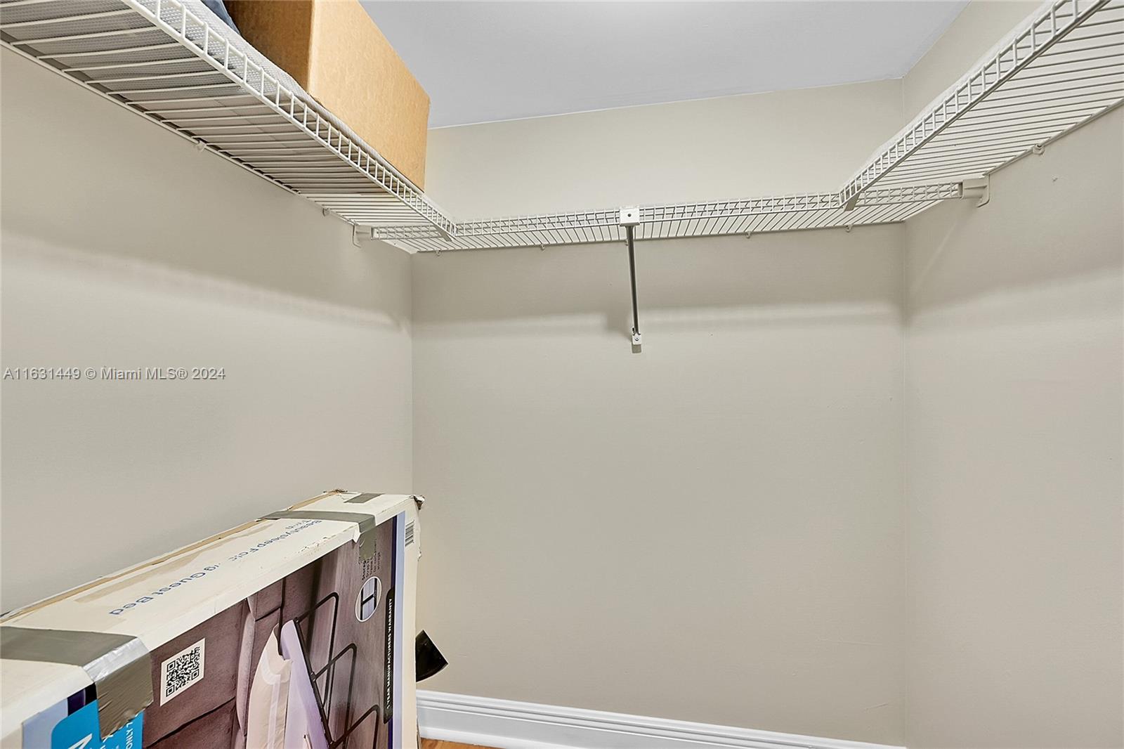 5300 NE 24th Ter # 231C