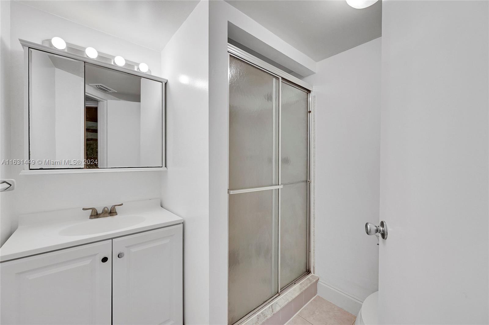 5300 NE 24th Ter # 231C