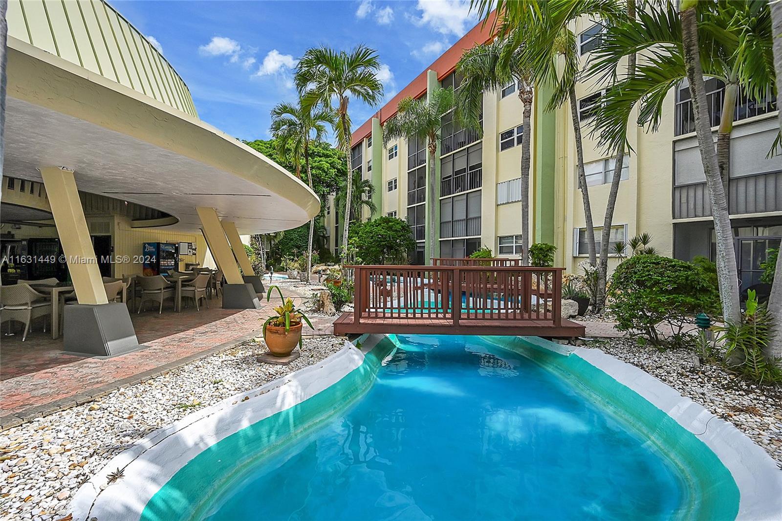 5300 NE 24th Ter # 231C