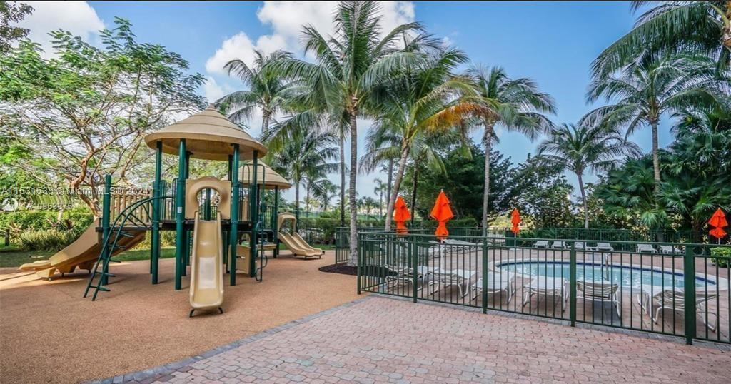 19501 W Country Club Dr # 507