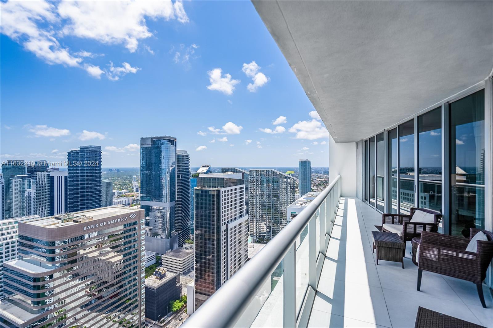 495 Brickell Ave # 5405