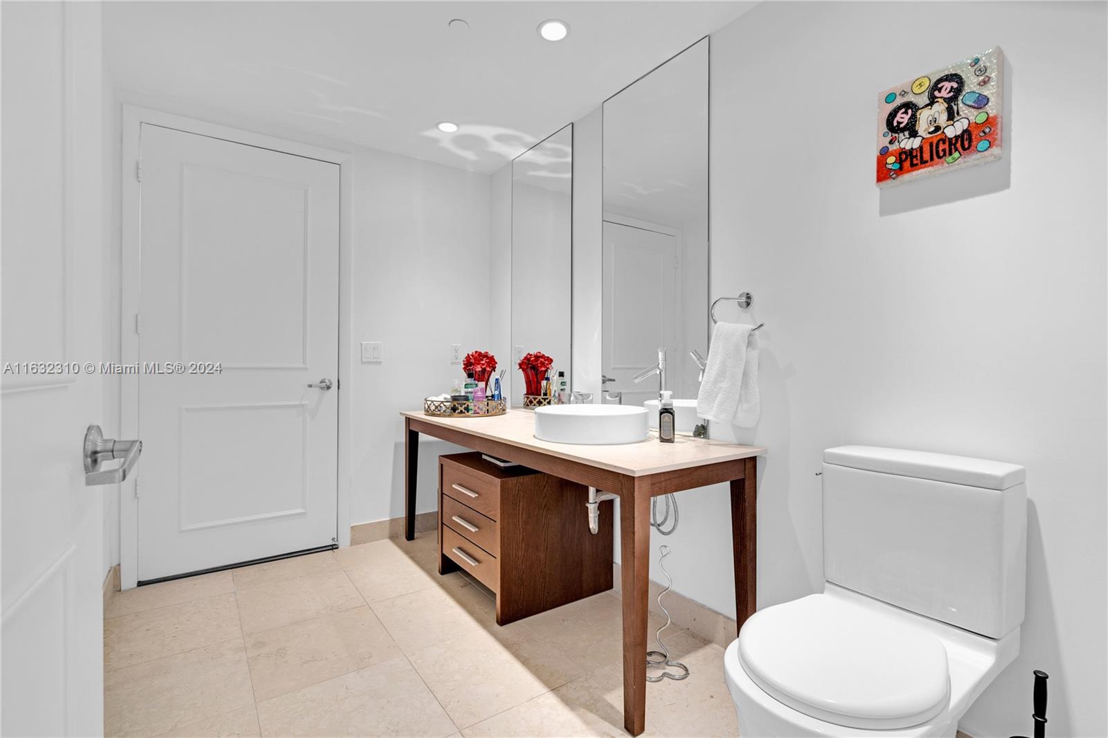 495 Brickell Ave # 5405
