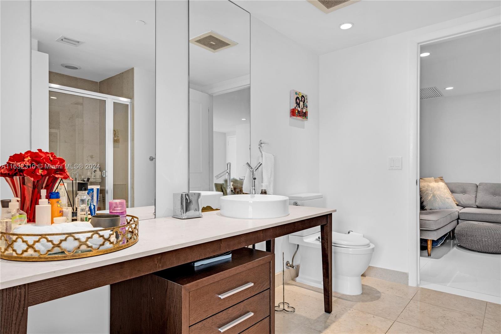 495 Brickell Ave # 5405