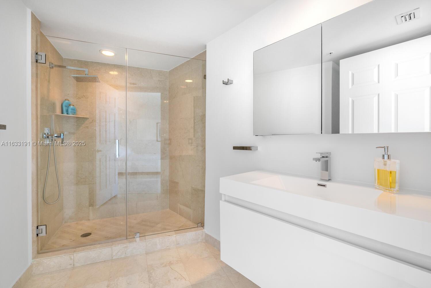 3370 Hidden Bay Dr Unit: PH3615