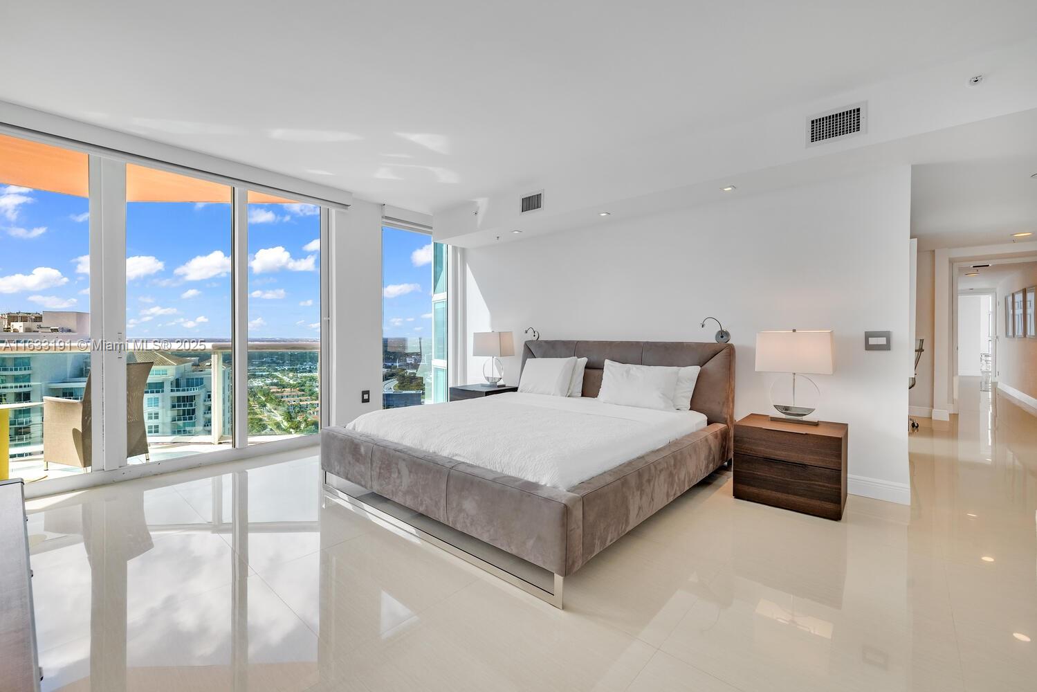 3370 Hidden Bay Dr Unit: PH3615