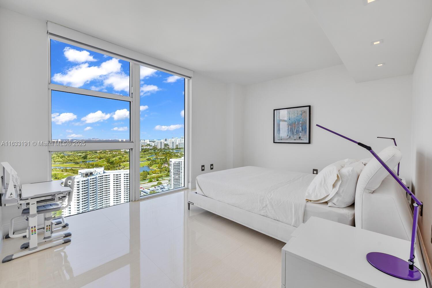 3370 Hidden Bay Dr Unit: PH3615