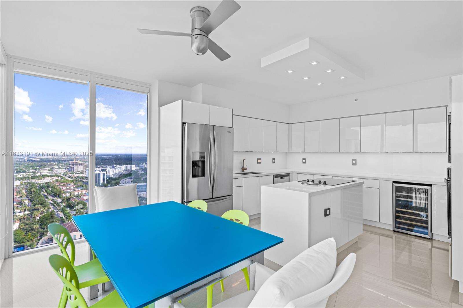 3370 Hidden Bay Dr Unit: PH3615