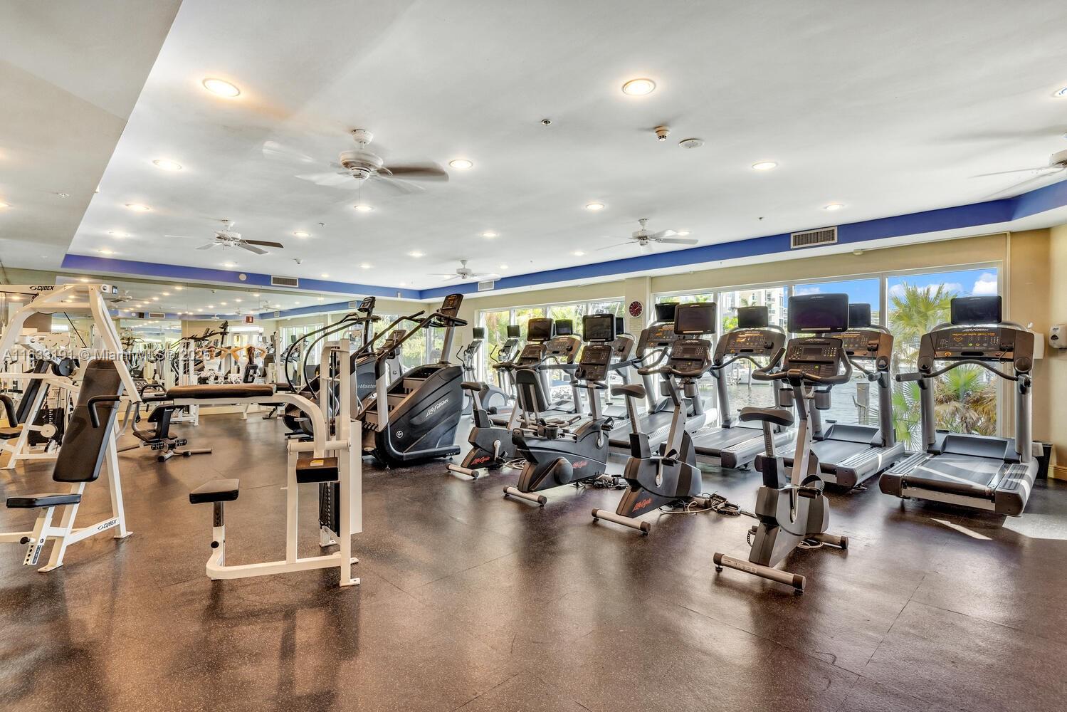 3370 Hidden Bay Dr Unit: PH3615