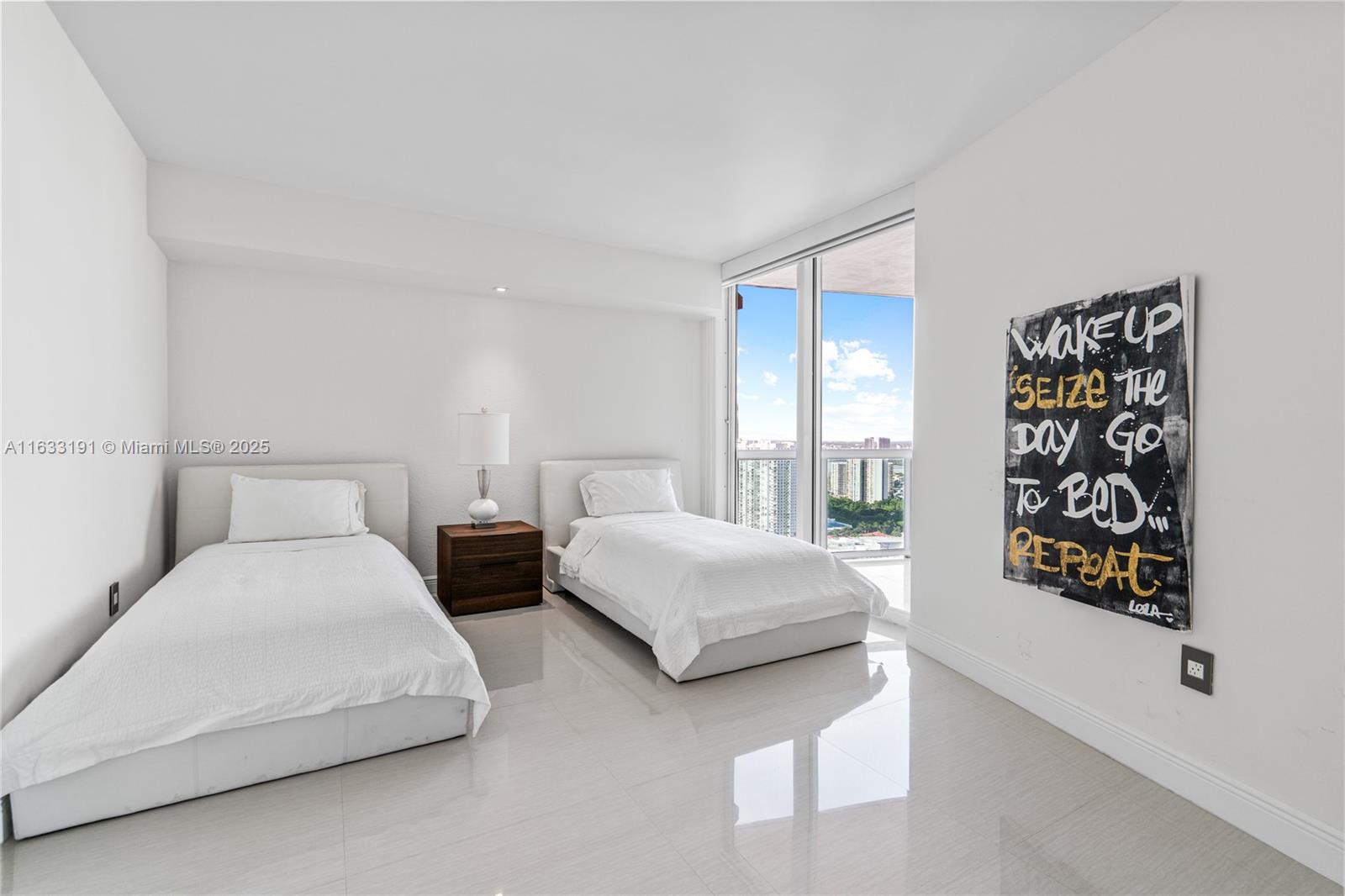 3370 Hidden Bay Dr Unit: PH3615
