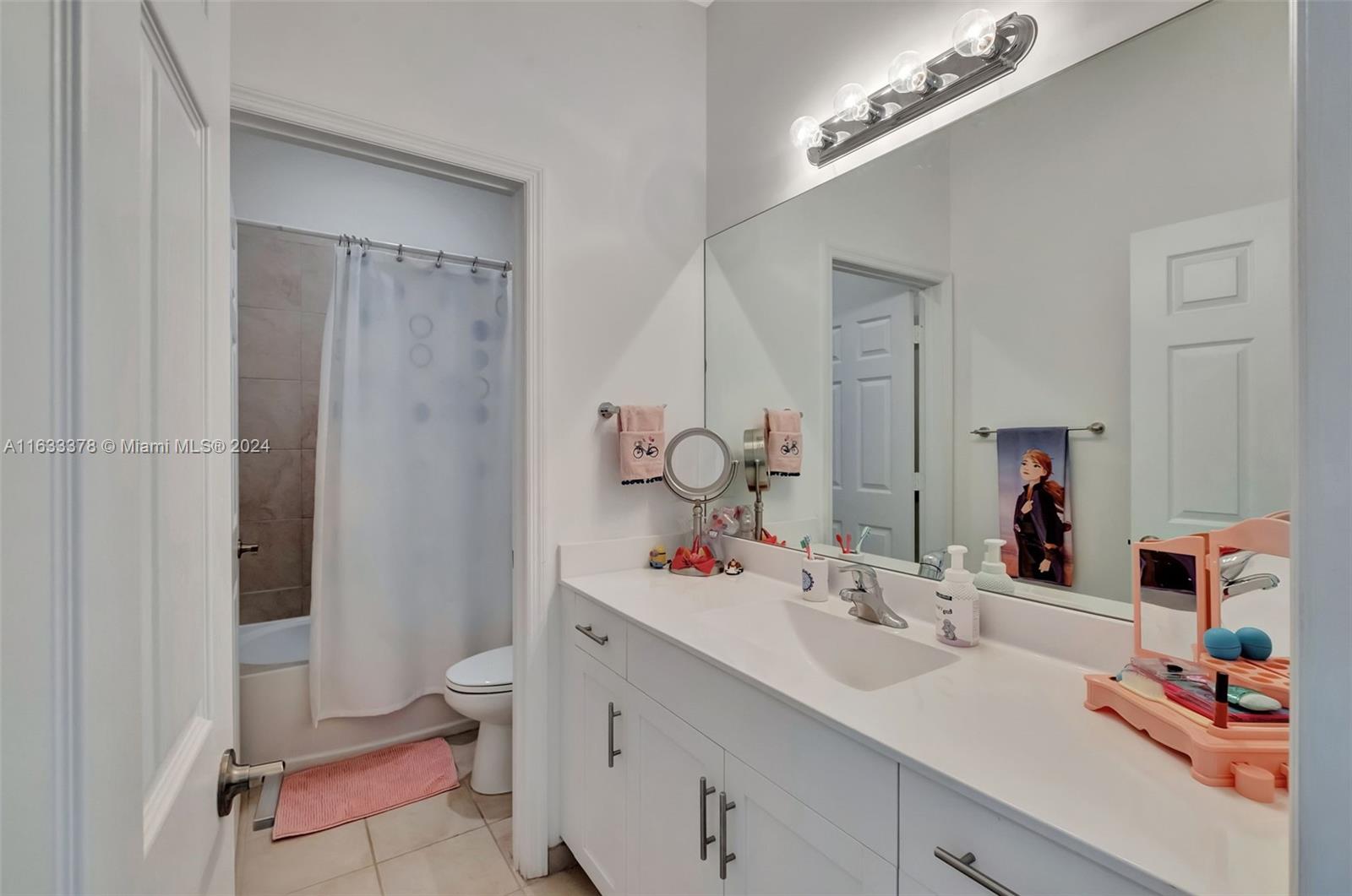 220 NE 210th Way