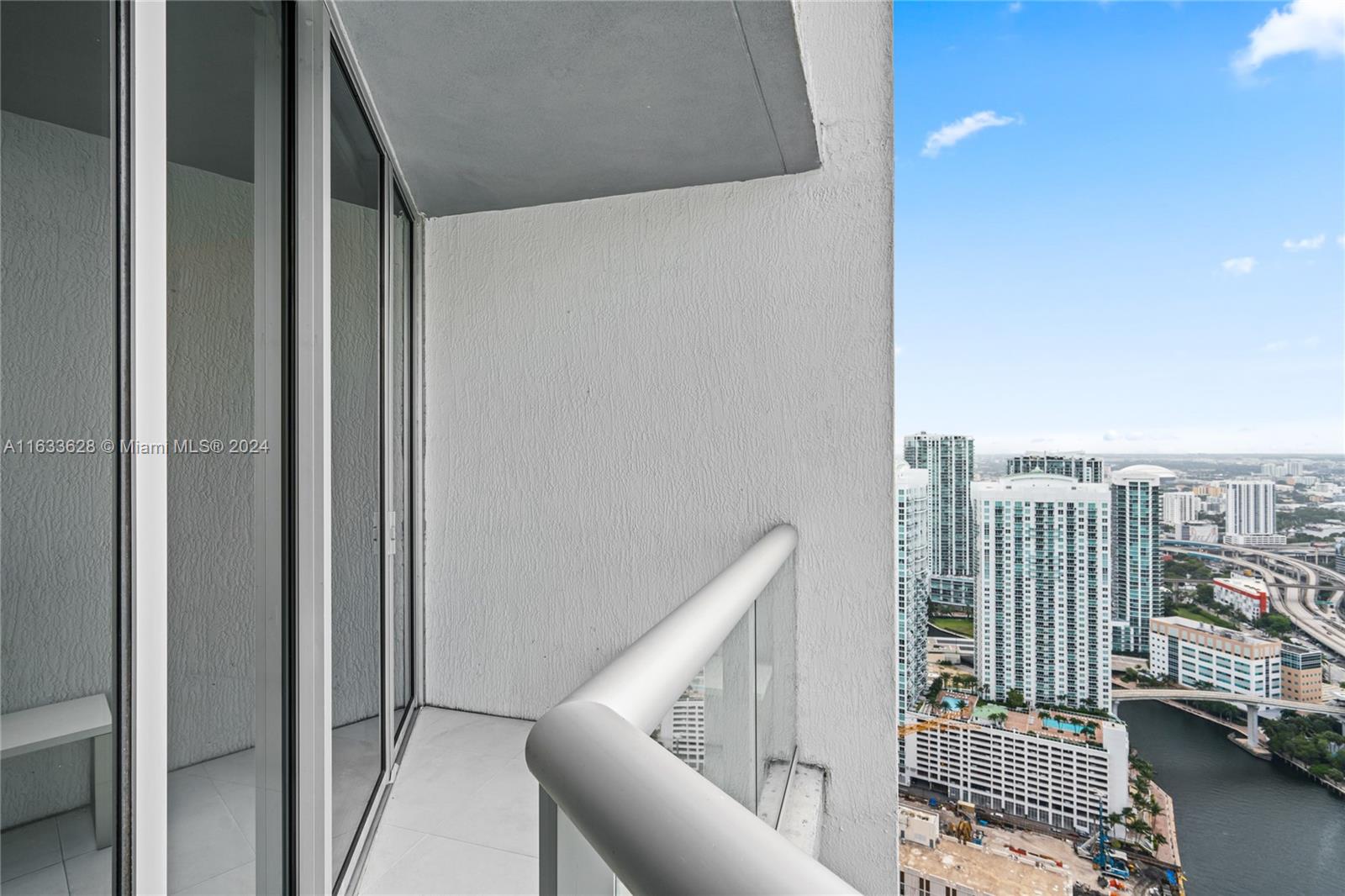 475 Brickell Ave # 4708