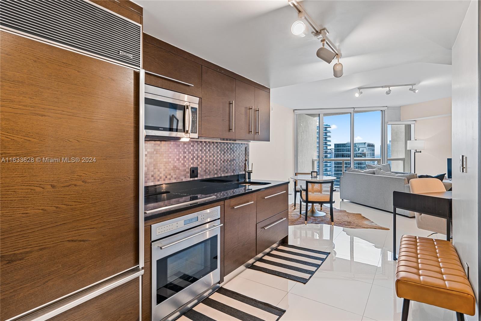 475 Brickell Ave # 4708