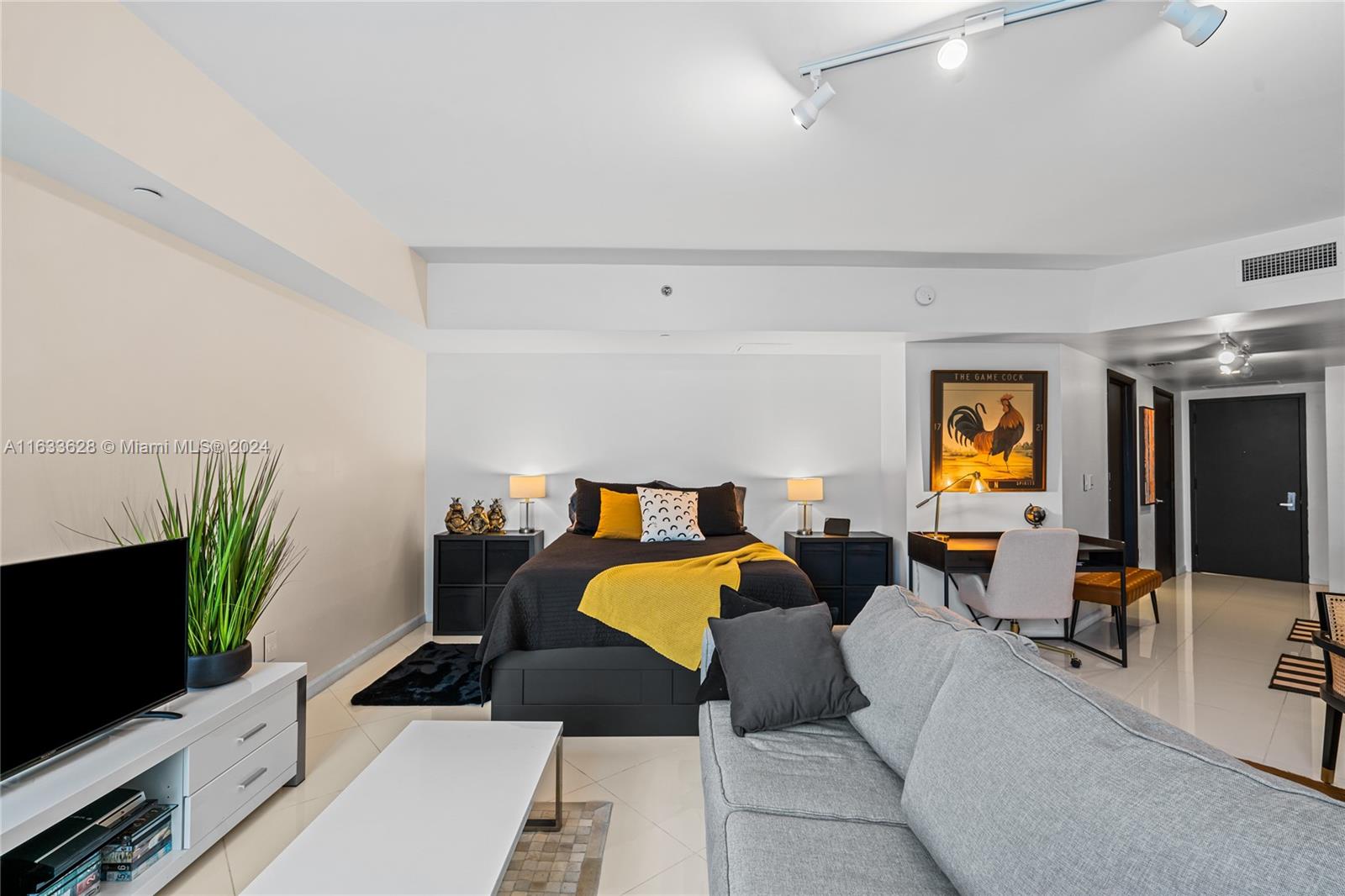 475 Brickell Ave # 4708