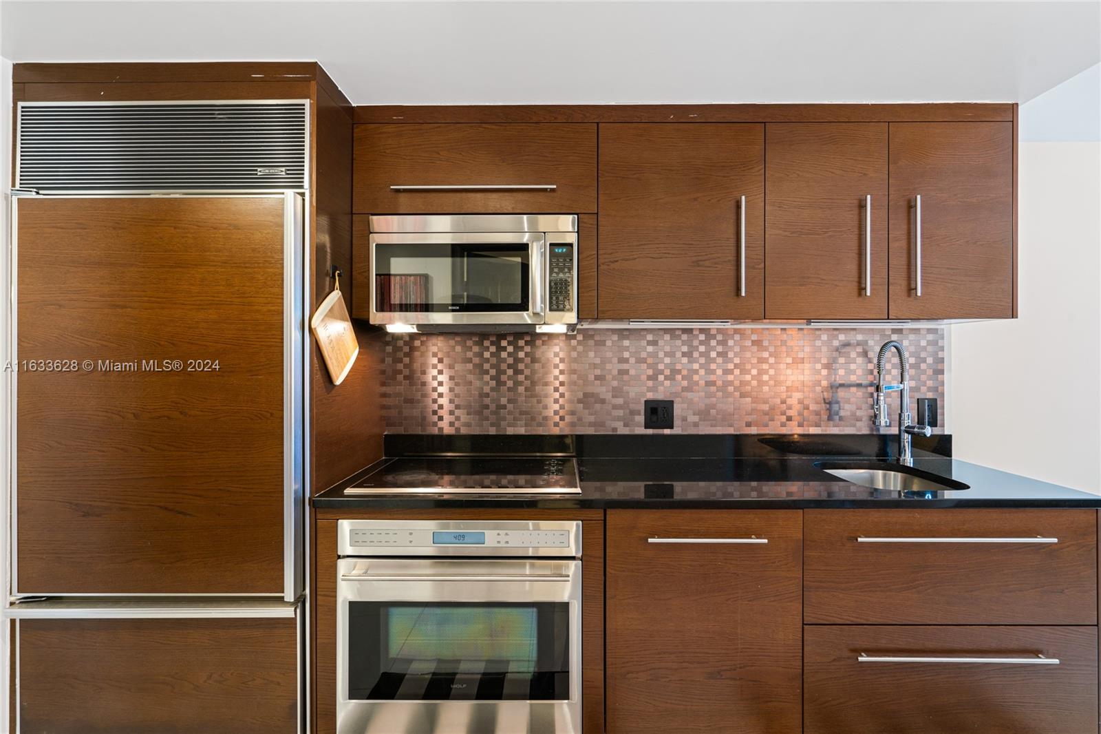 475 Brickell Ave # 4708