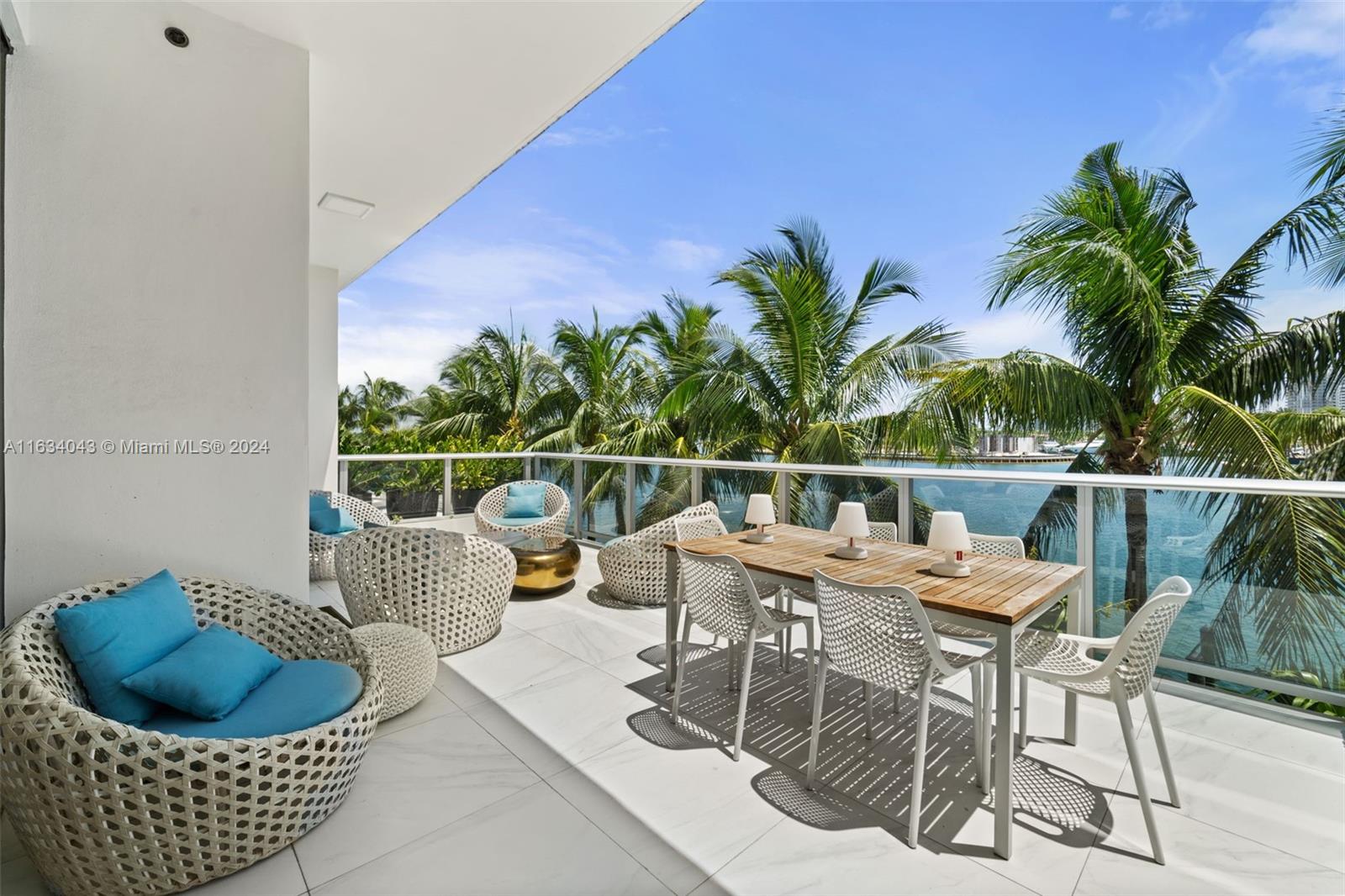 10201 E Bay Harbor Dr # 203