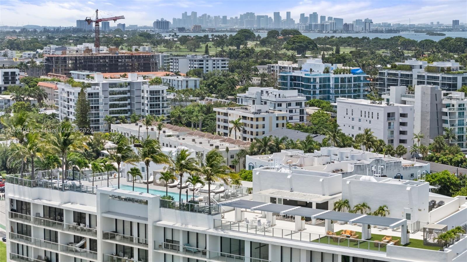 10201 E Bay Harbor Dr # 203